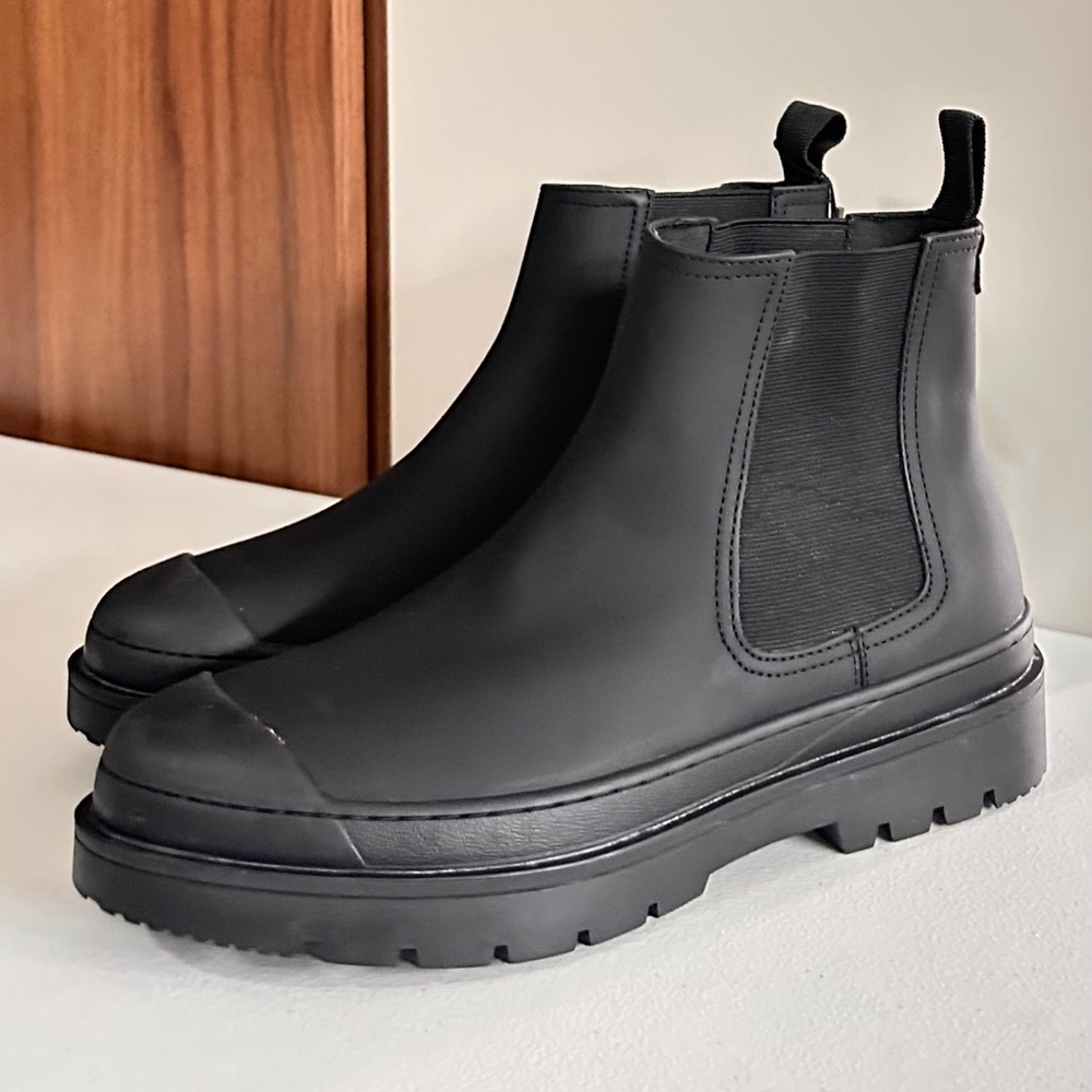 NWT. Zara Men Rubberized Chelsea boots Sz EU 40 US 7 - Picture 7 of 14